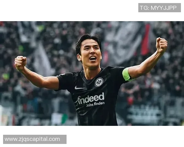 超能先生足球明星的传奇之路与辉煌成就揭秘